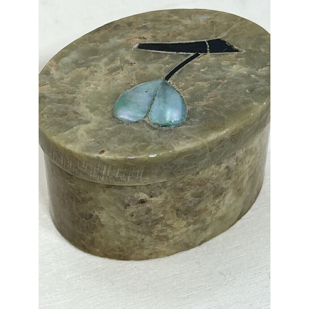 Vintage Soapstone Oval Blue Abalone & Onyx Tulip Inlay Keepsake Box Blue